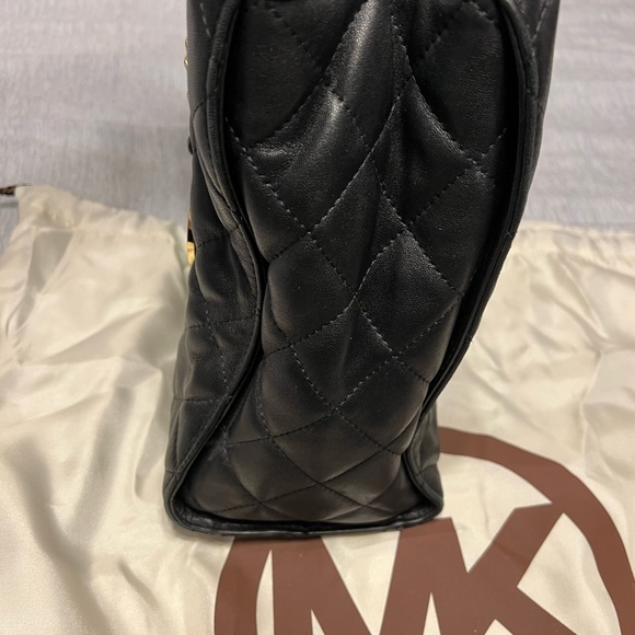 Michael Kors Bag - Picture 13 of 13